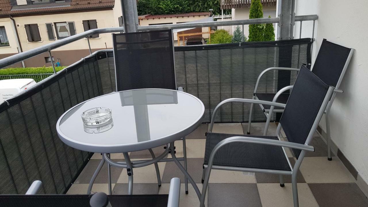 Outletcity Ferienwohnung Apartment 2 Metzingen  Exterior foto